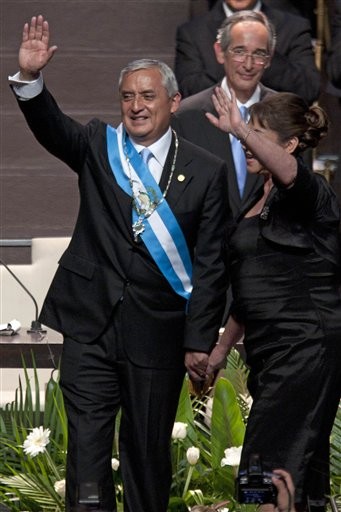 Otto Pérez Molina, with his wife Rosa María Leal (© Flores 1998)