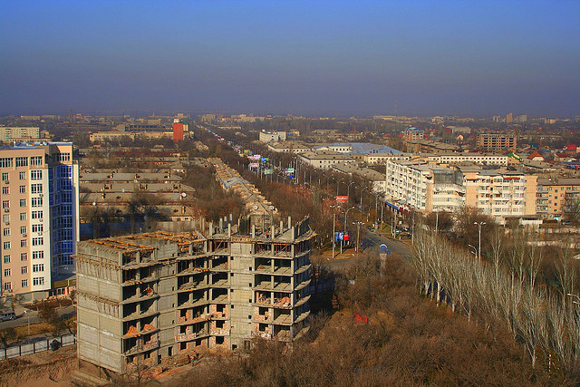 04 - Kyrgyzstan’s capital Bishkek has seen widespread economic and social deprivation in recent years due to conflict in the region (© Zsoolt)