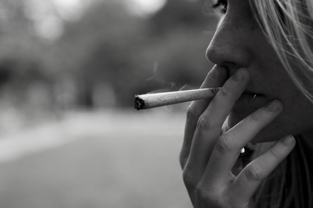 ¿Afecta el Uso de Cannabis a Nuestra Forma de Andar? - Sensi Seeds