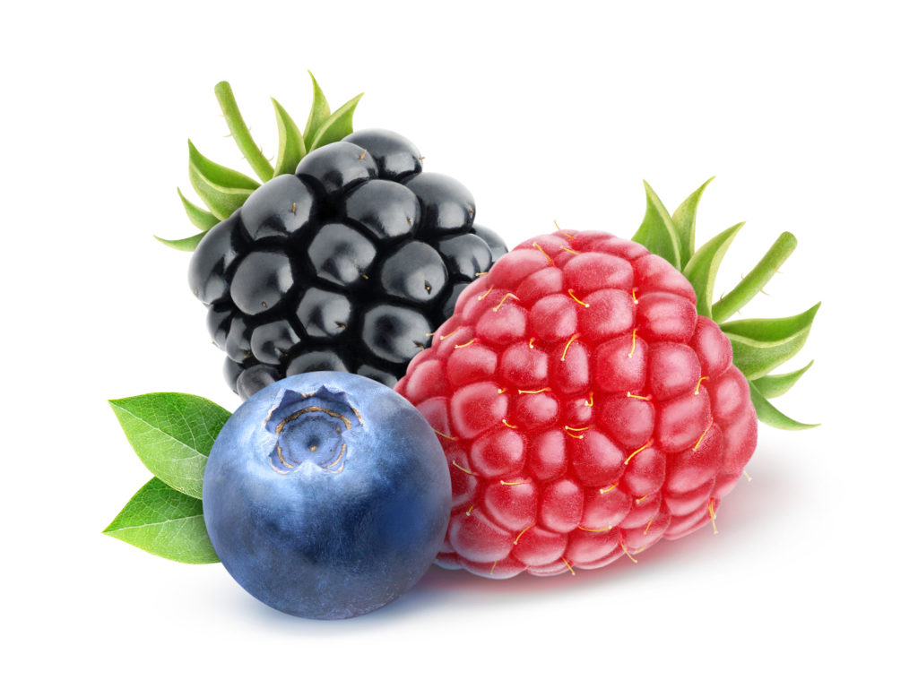 Berry Fruits contre le fond blanc