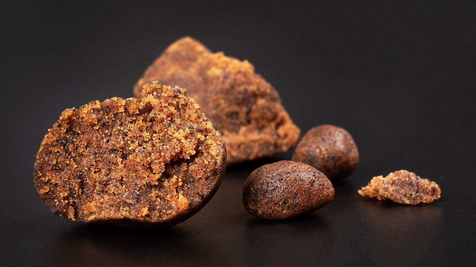 Best Hash Strains 2026: The Resin-Heavy Winners - Sensi Seeds