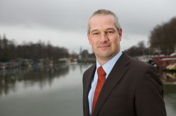 Utrecht's alderman Victor Everhardt wants to start a Cannabis Social Club in his town soon.