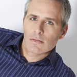 David Sirota, presentador y comentarista político liberal