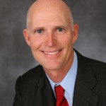 El gobernador de Florida, Rick Scott.