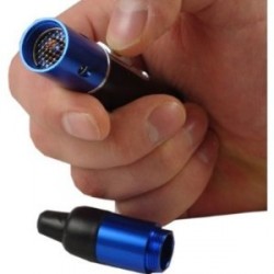 Un vaporiseur portatif fonctionne de manière très comparable à un inhalateur, permettant aux composés actifs de pénétrer profondément dans les poumons