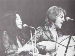 John Lennon et Yoko Ono à l’occasion du John Sinclair Freedom Rally.