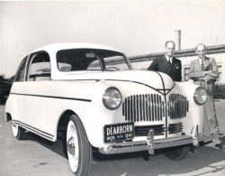 In 1941 maakte Henry Ford een automodel van hennep en sojabonen, dat hennepolie als brandstof gebruikte (©Ford Europe)